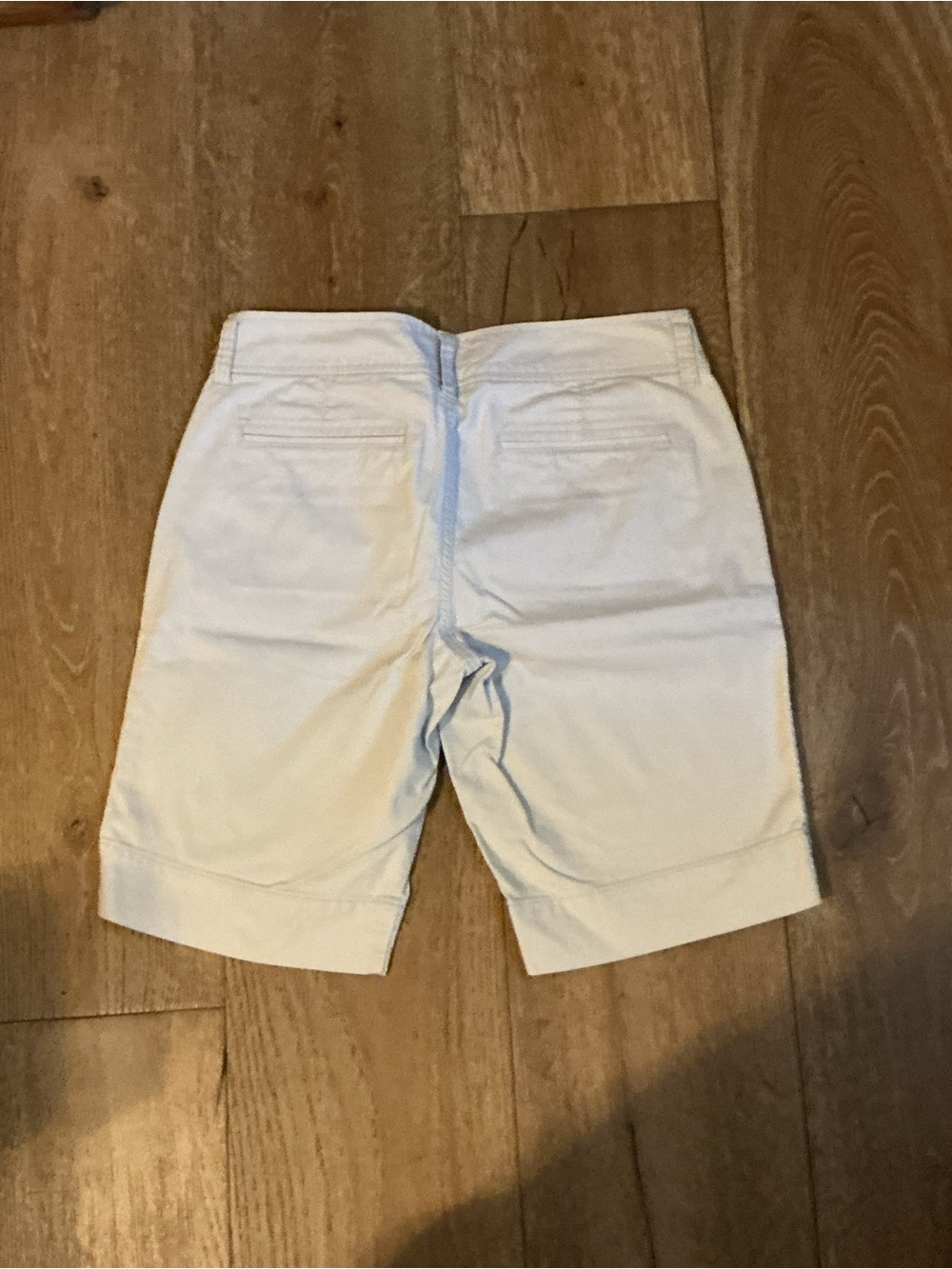 Arizona Jean Company White Flat-Front Women's Shorts